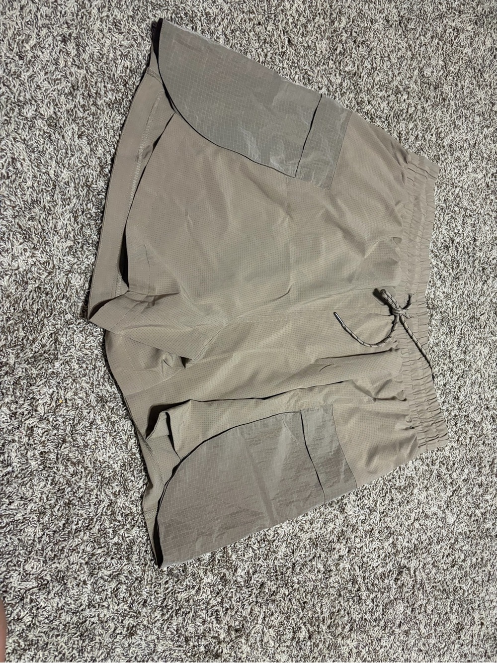 Mi Women's Cargo Shorts in Olive Taupe